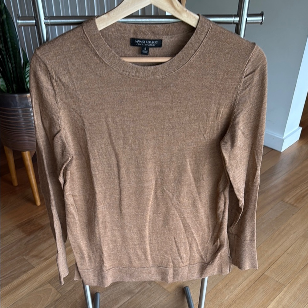 Banana Republic Extra fine Merino Wool Women's Brown Crewneck Sweater